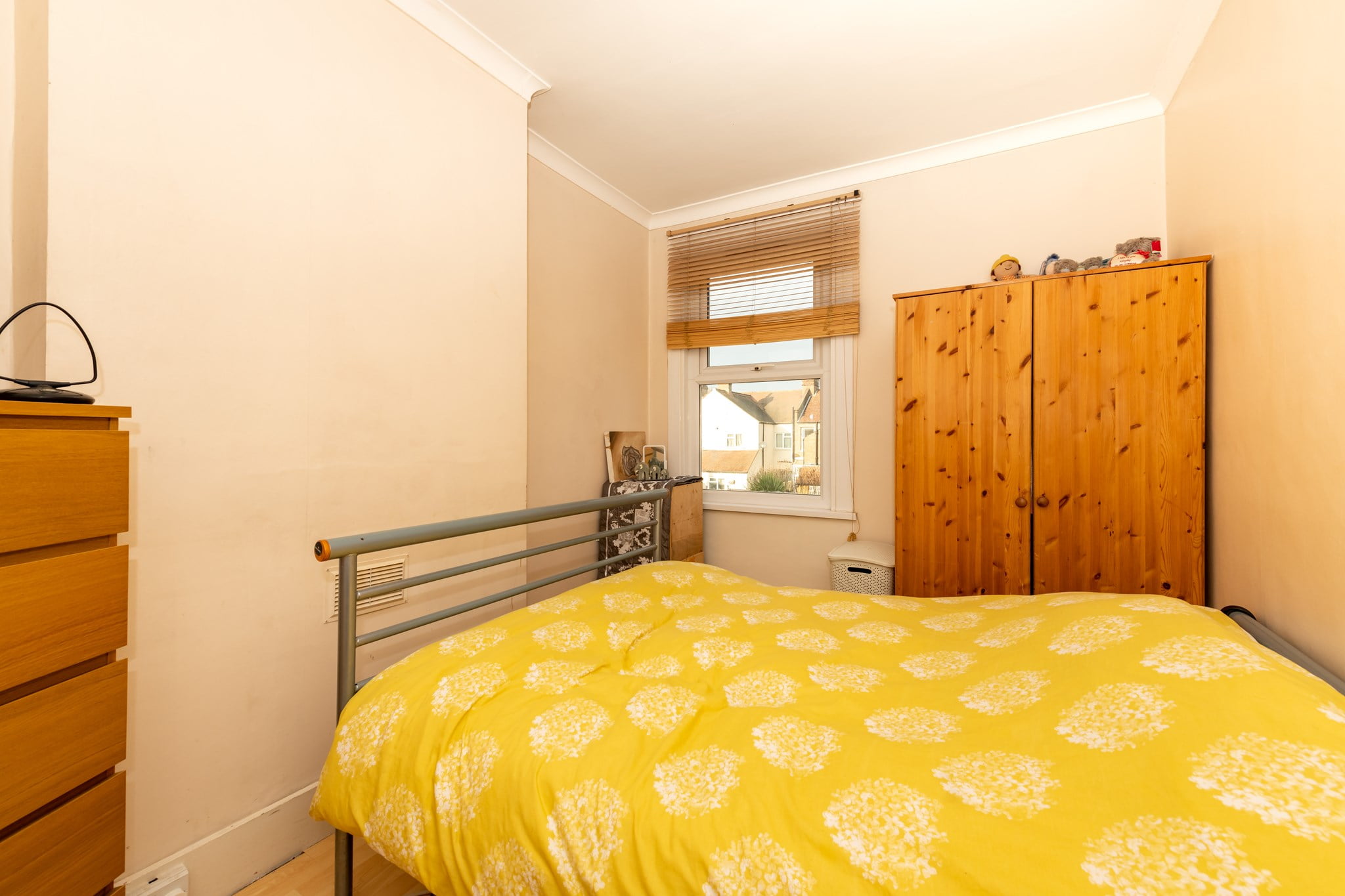 Capri Road, Croydon Truuli