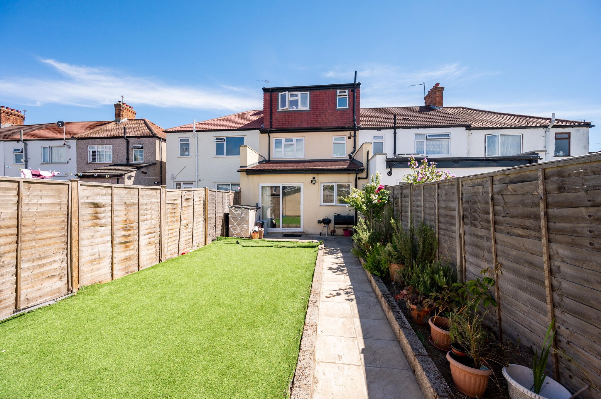 Sunnymead Avenue, Mitcham, CR4 Truuli