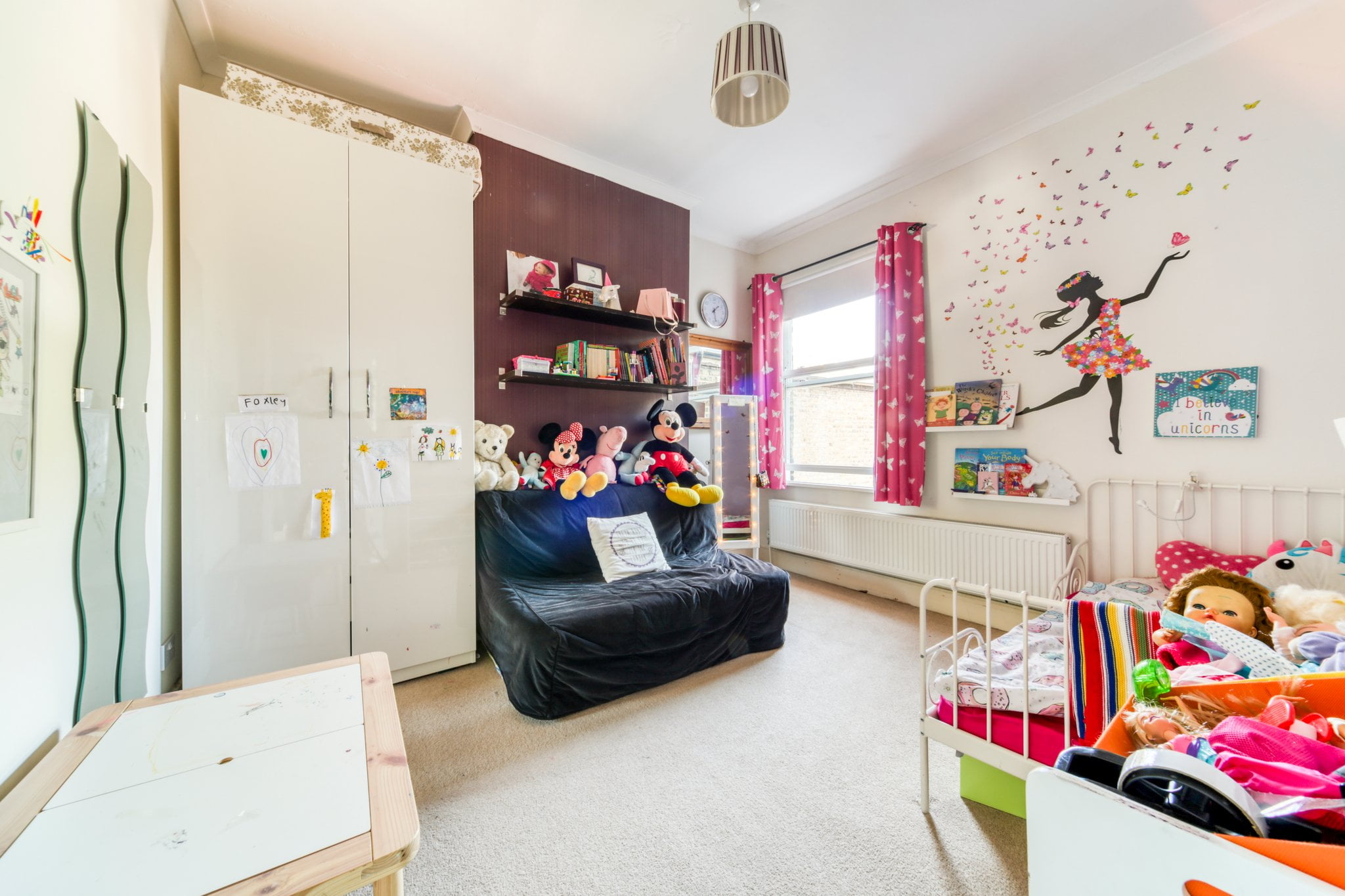 Pitcairn Road, Mitcham, CR4 Truuli