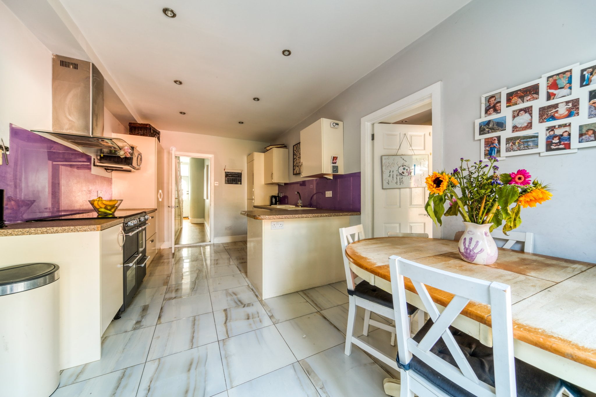 Pitcairn Road, Mitcham, CR4 Truuli