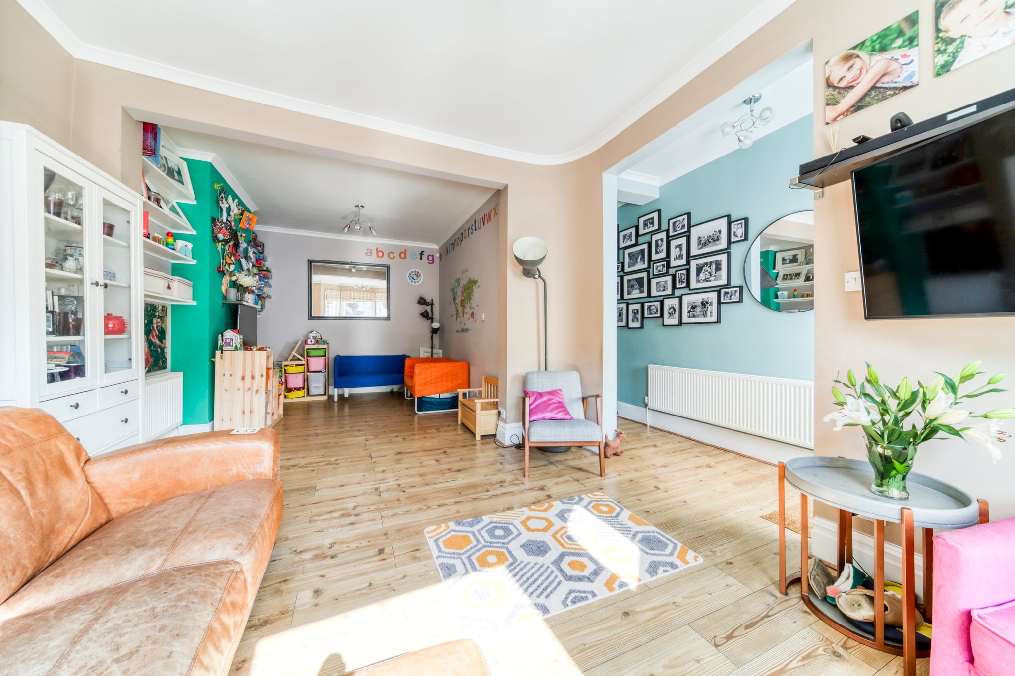 Pitcairn Road, Mitcham, CR4 Truuli