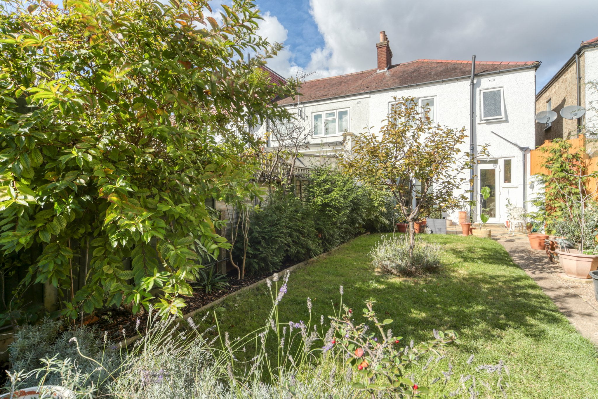 Sunnymead Avenue, Mitcham, CR4 Truuli