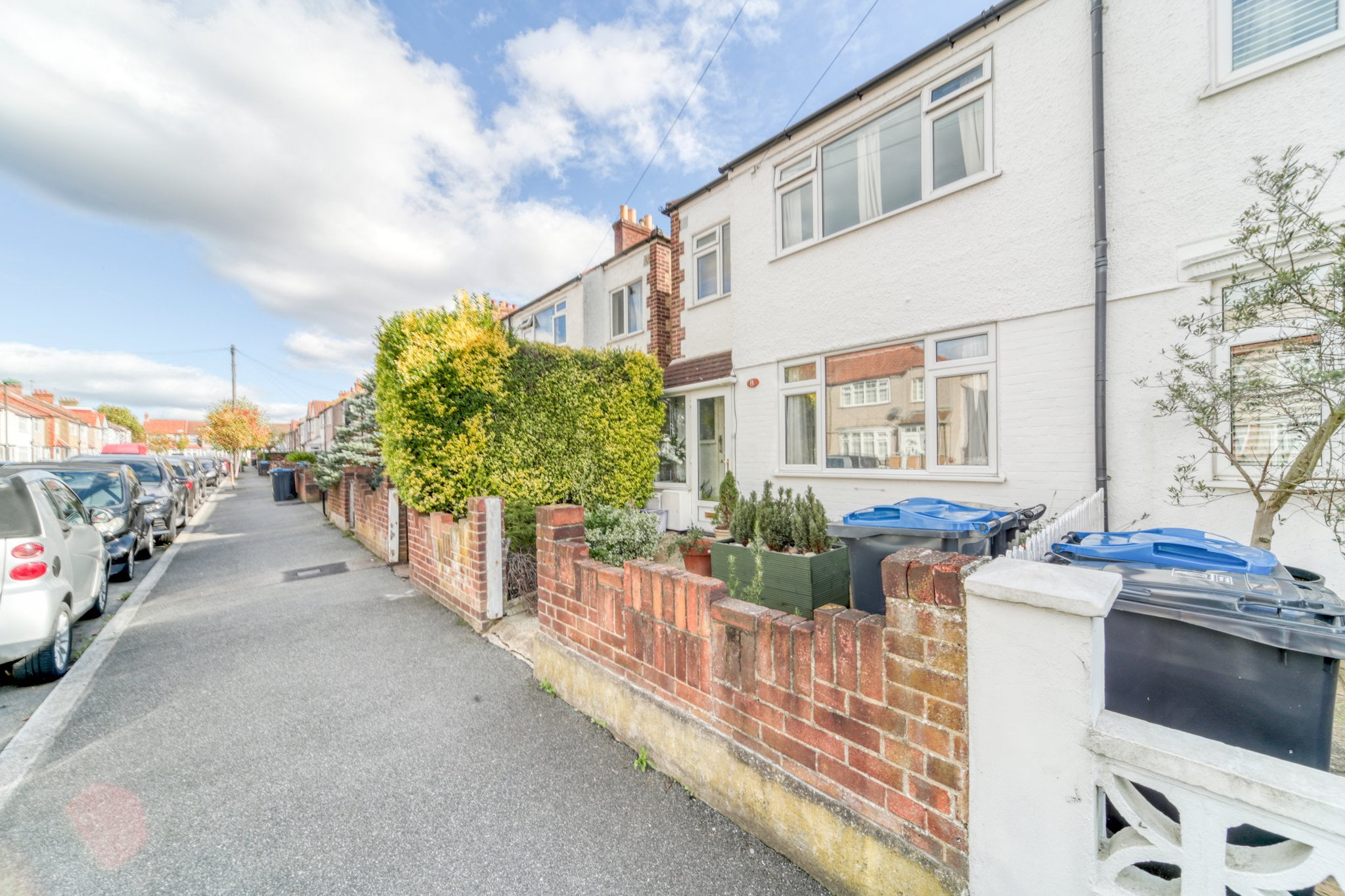 Sunnymead Avenue, Mitcham, CR4 Truuli
