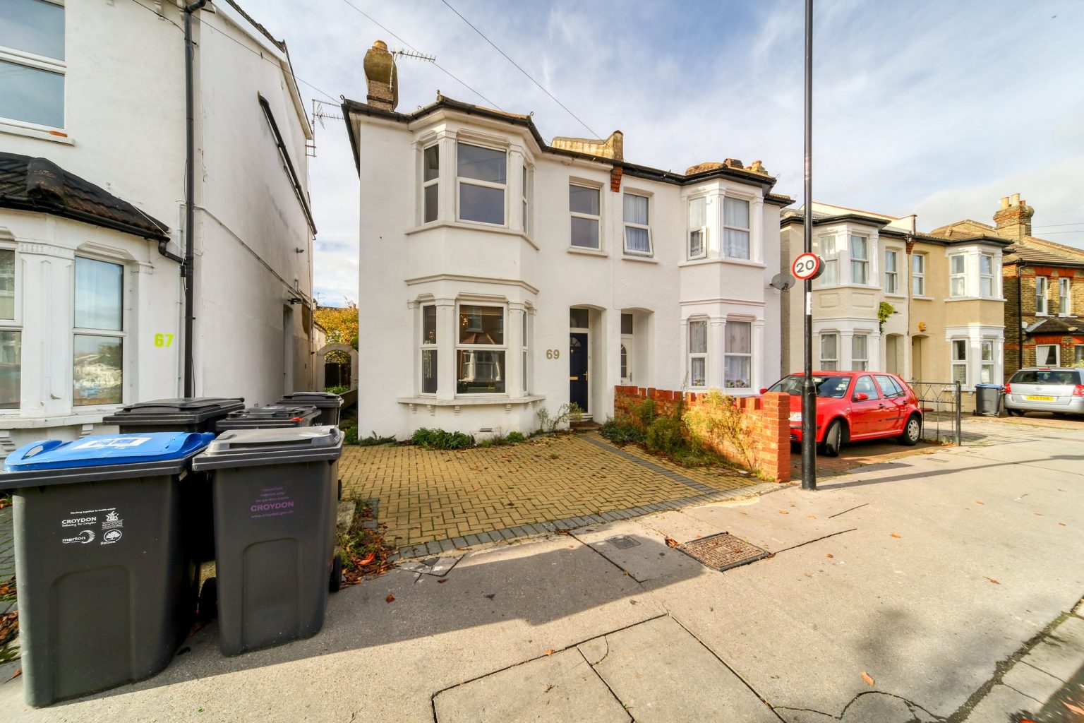 Alexandra Road, Croydon, CR0 Truuli