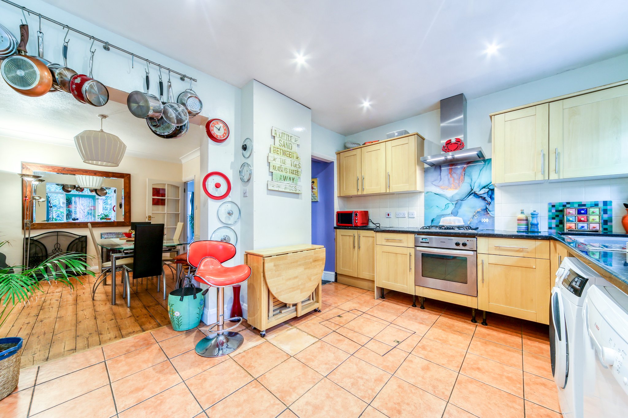 Warlingham Road, Thornton Heath, CR7 Truuli