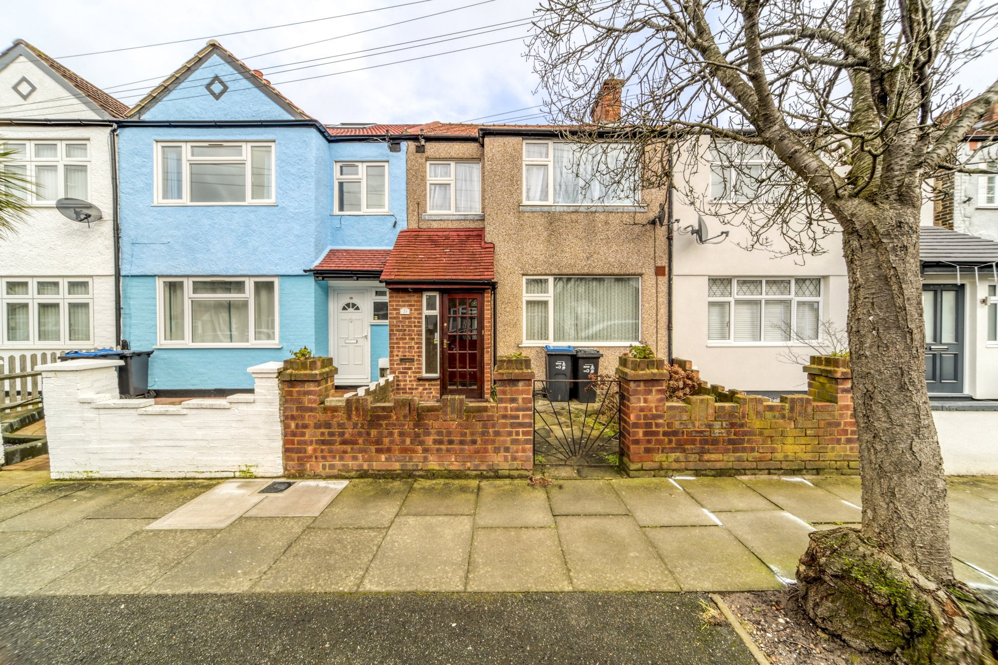 Vale Road, Mitcham, CR4 Truuli