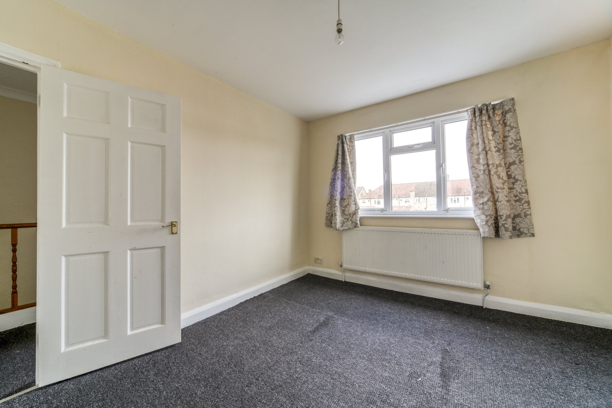 Vale Road, Mitcham, CR4 Truuli