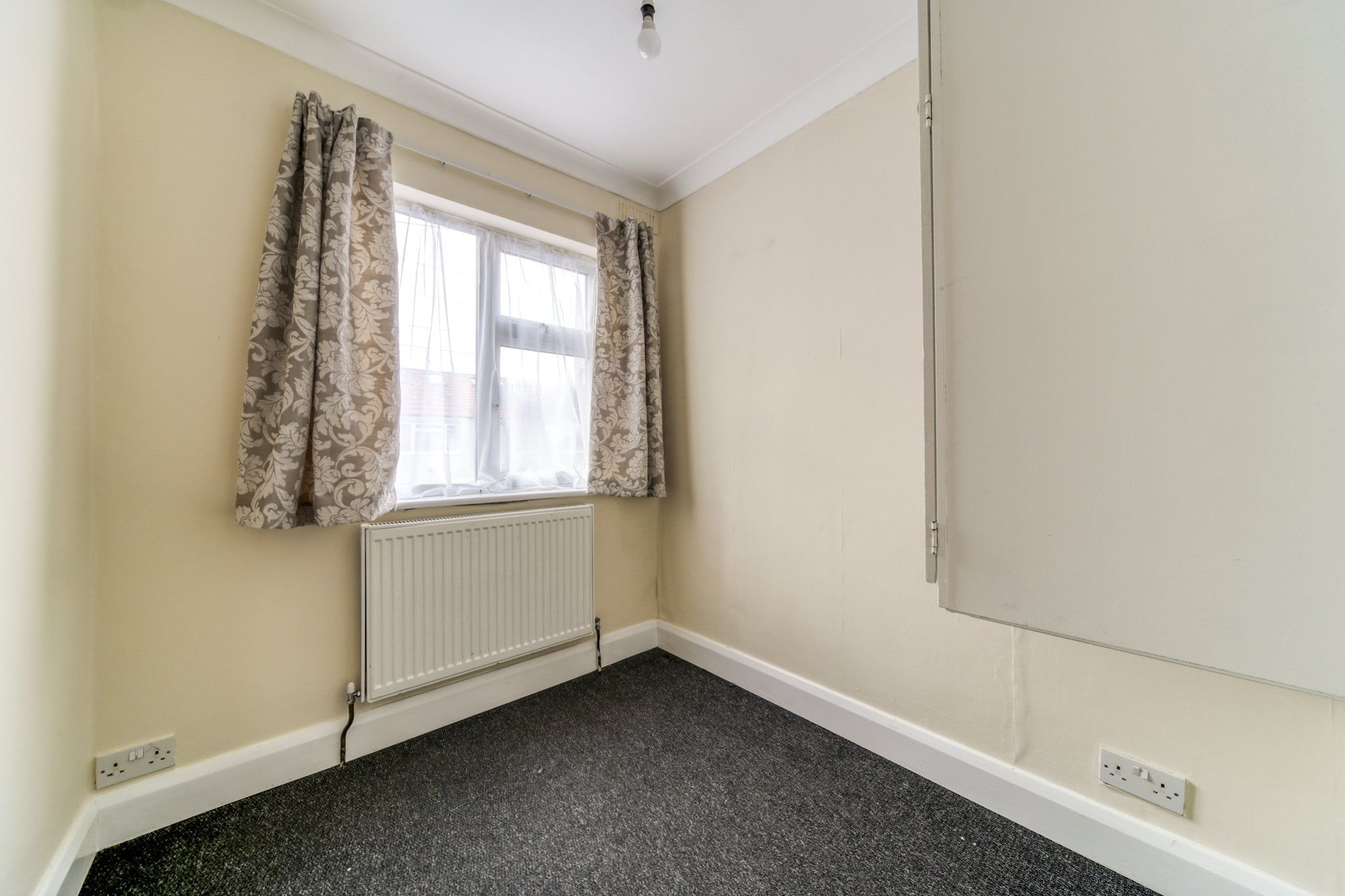 Vale Road, Mitcham, CR4 Truuli