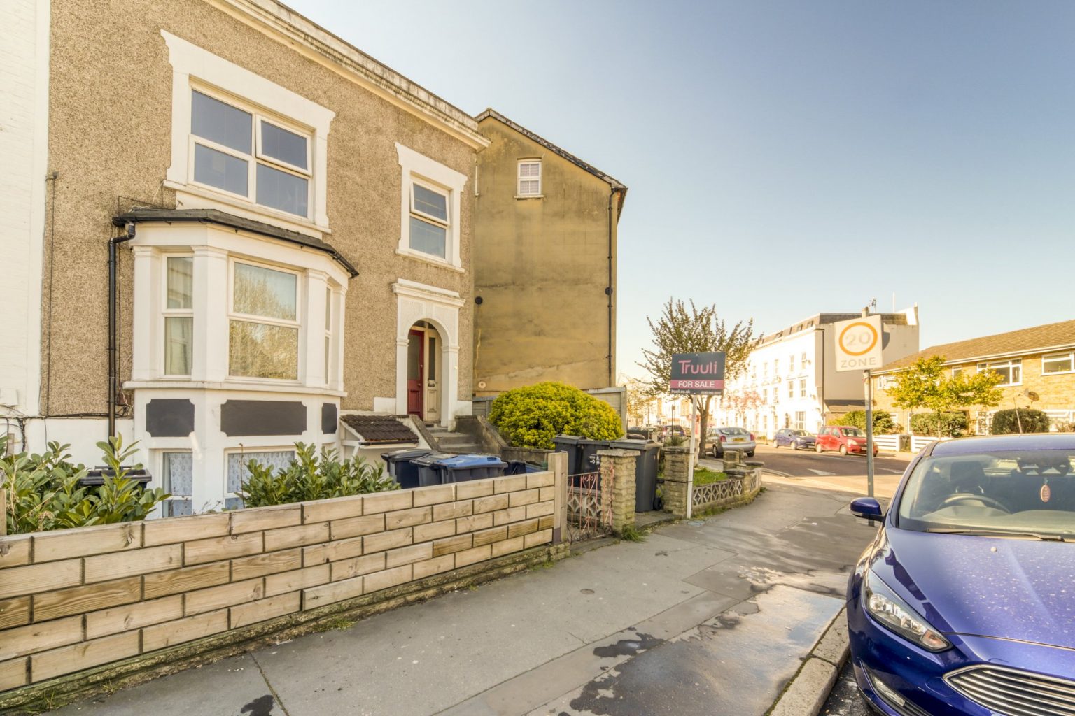 Beulah Crescent, Thornton Heath, CR7 Truuli