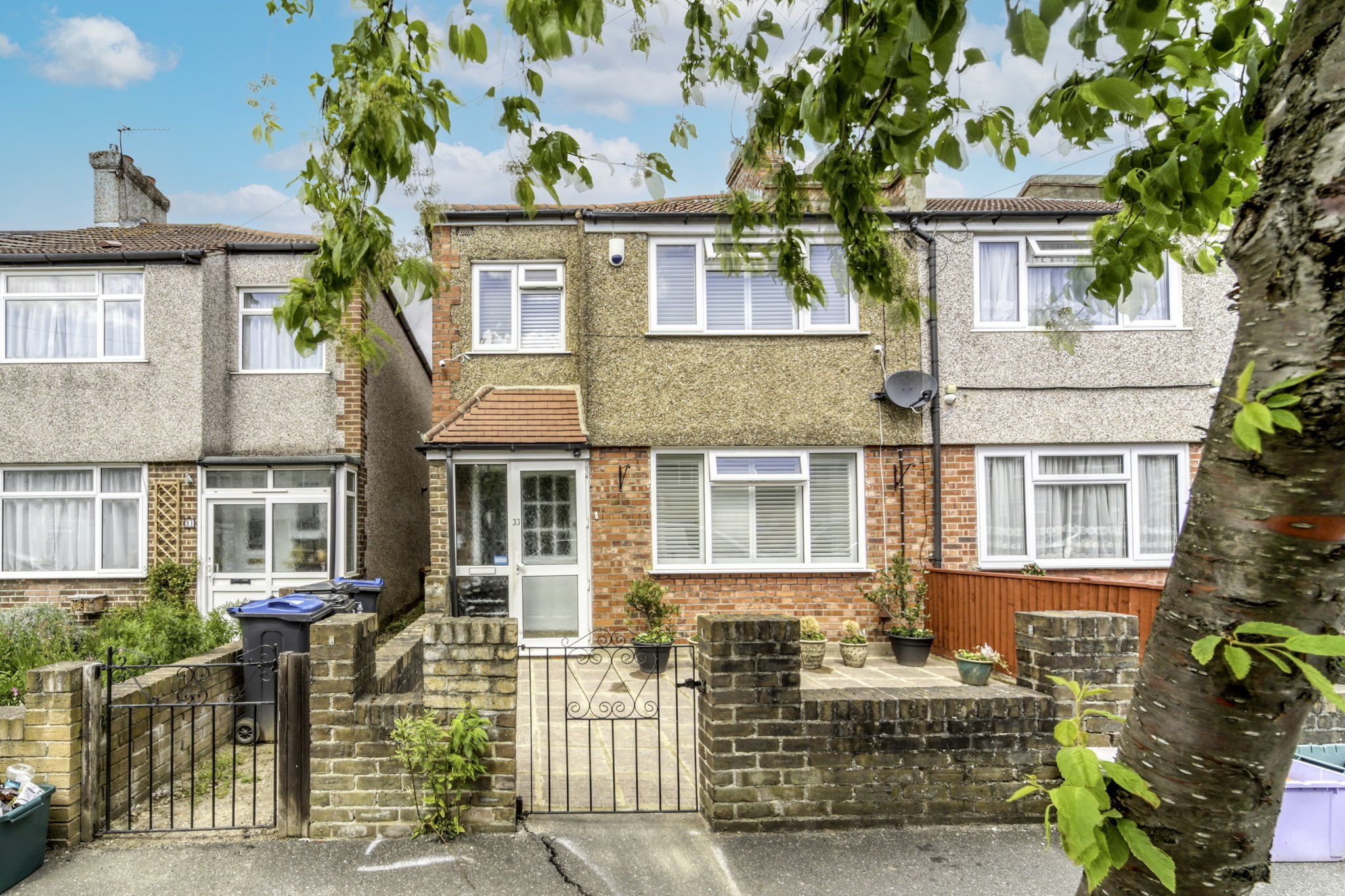 Sunnymead Avenue, Mitcham, CR4 Truuli