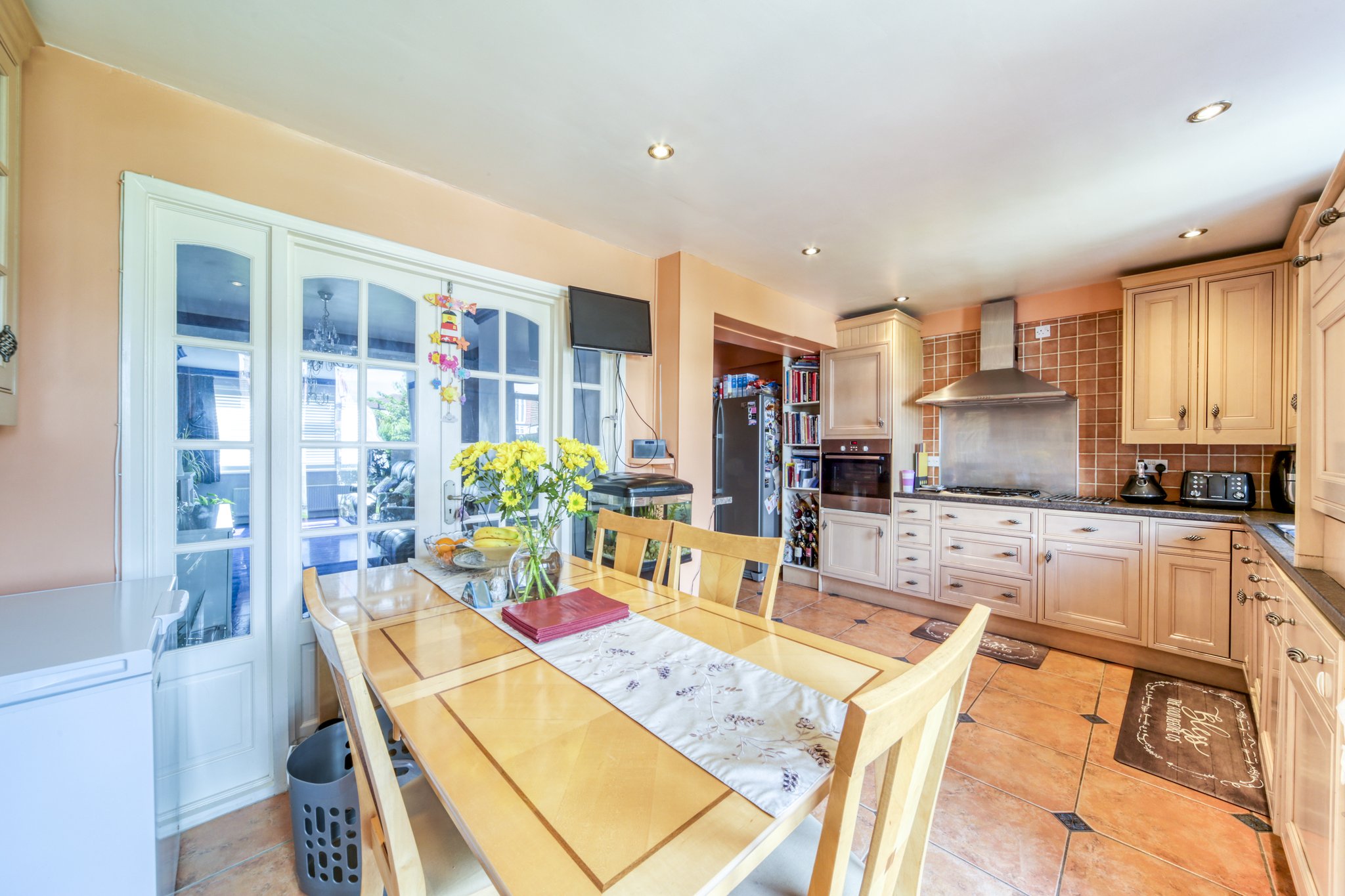 Sunnymead Avenue, Mitcham, CR4 Truuli