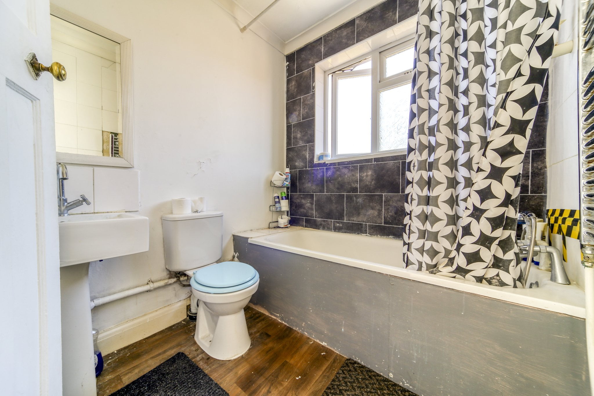 Vale Road, Mitcham, CR4 Truuli