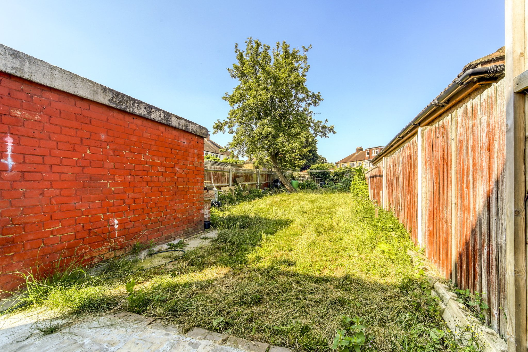 Vale Road, Mitcham, CR4 Truuli