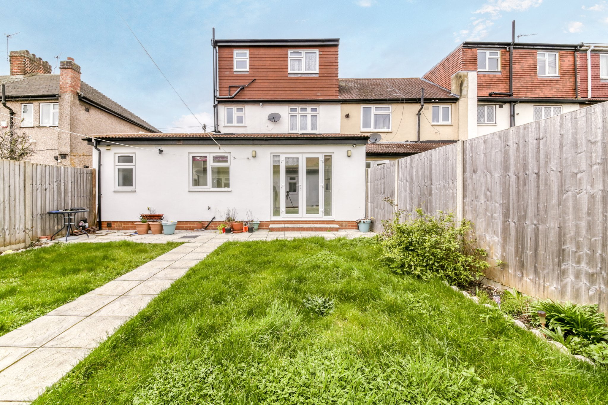 Manor Road, Mitcham, CR4 Truuli