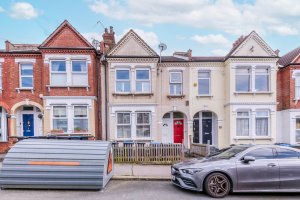 Mersham Road, Thornton Heath, CR7