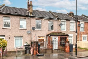 Furze Road, Thornton Heath, CR7