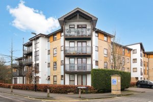 Harry Close, Croydon, CR0