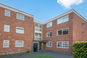 Devana End, Carshalton, SM5